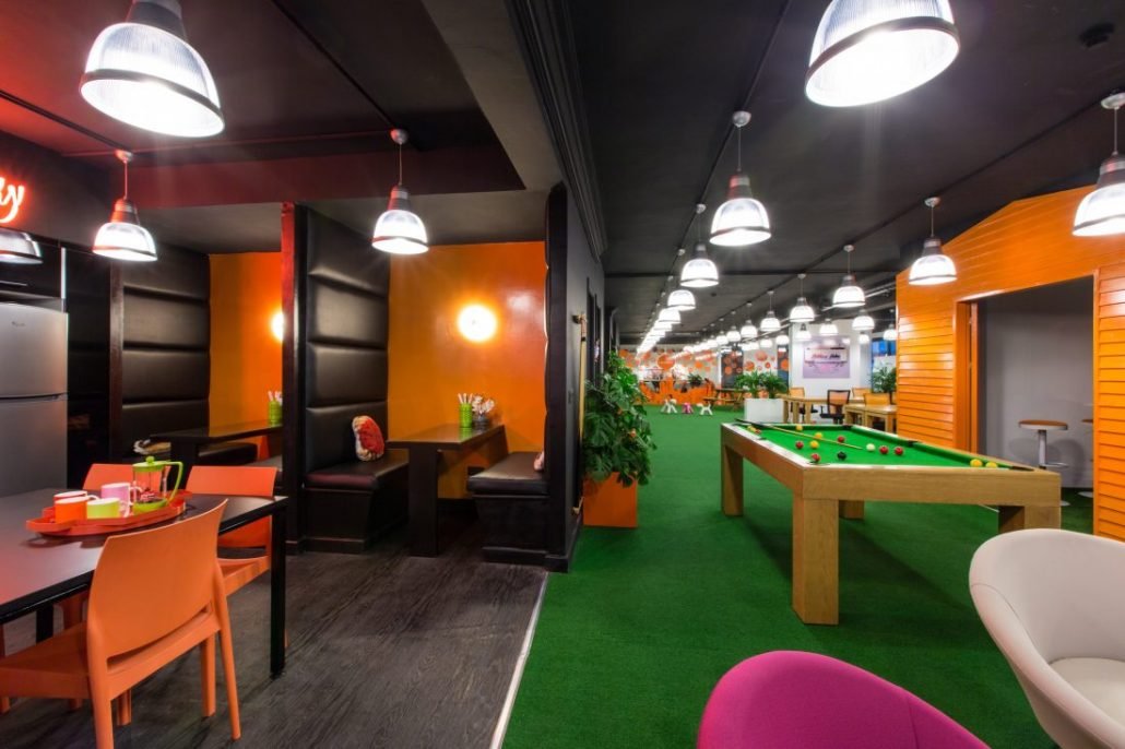 Larbi Alaoui Belrhiti, General Manager, Avito : "L’union des deux groupes nous a permis d’avoir une vision nouvelle, plus enrichie et plus en phase avec les attentes du consommateur marocain" 2 Avito.ma-MainCorridor02_