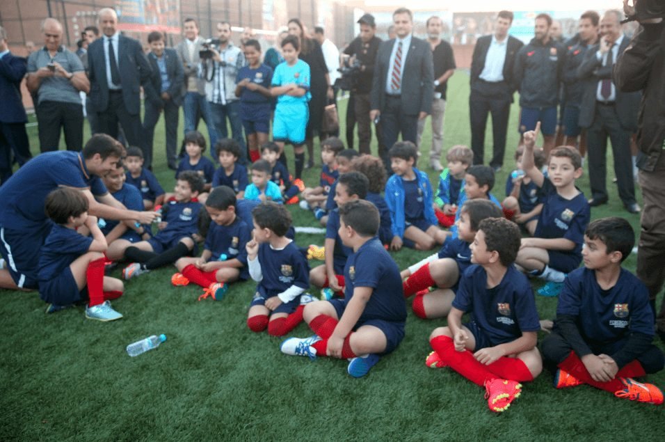 Inauguration de la FC BARCELONE ESCOLA à Casablanca 3 FCB-Maroc-01