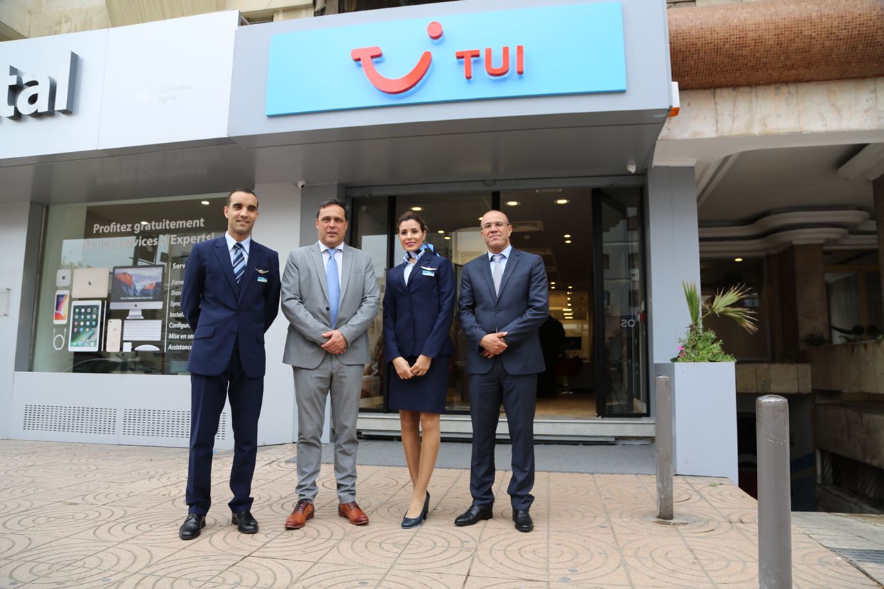 Photo inauguration TUI Store