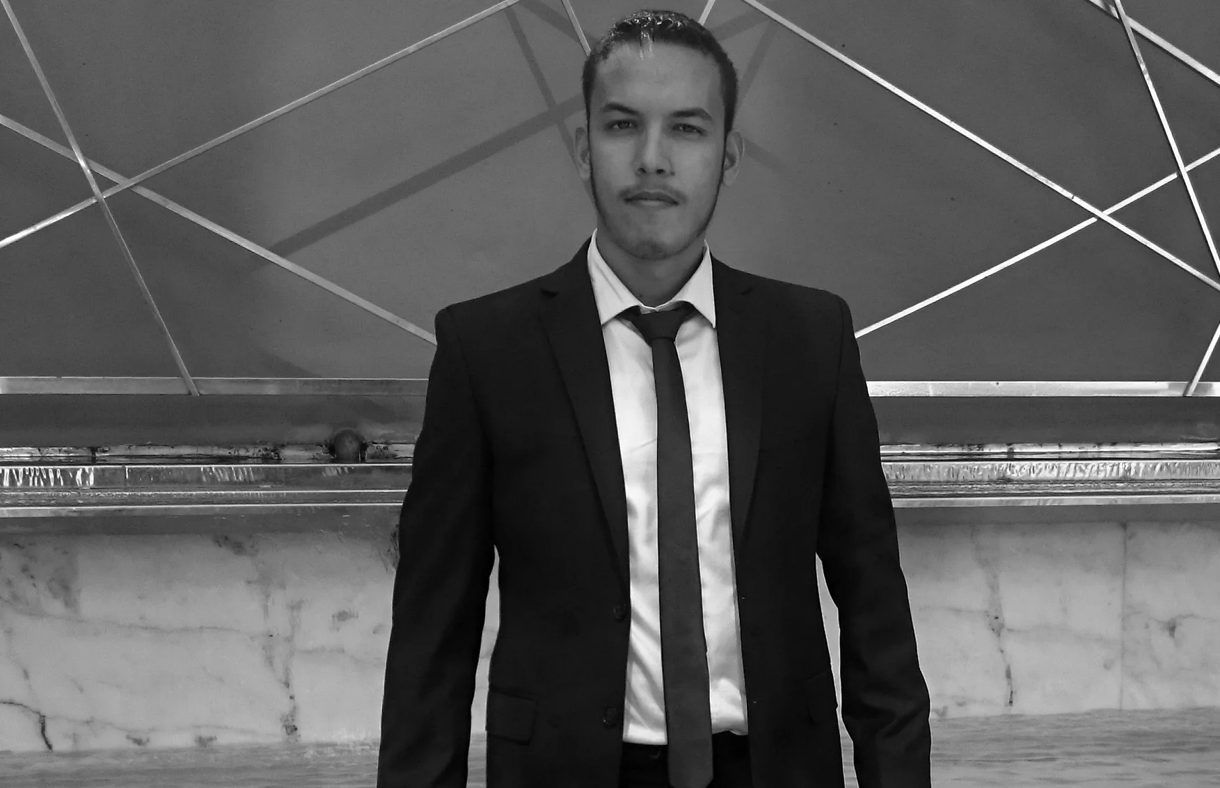 ayoub-rouzi-khdemti