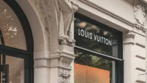 marketing-du-luxe-strategie-louis-vuitton